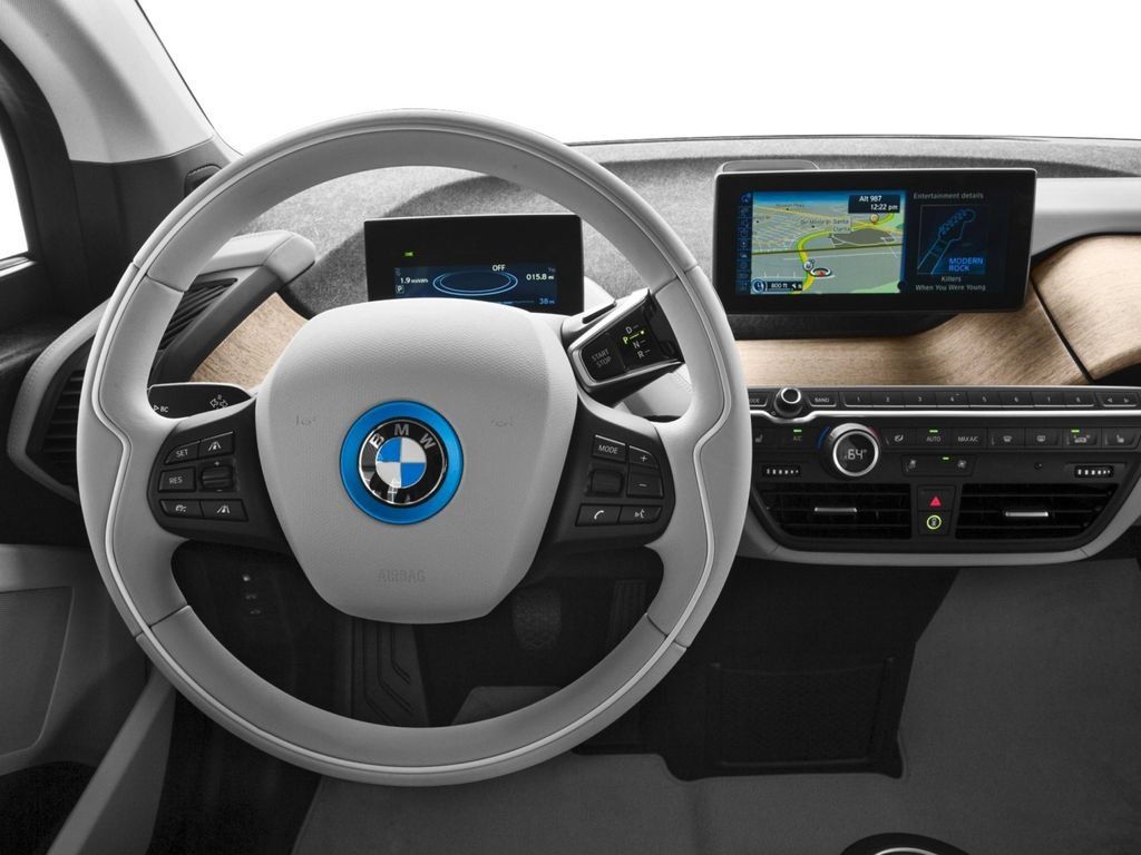 Used 2017 BMW i3 w/ Range Extender RWD image 4