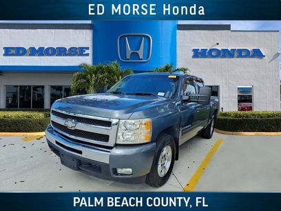 Used 2009 Chevrolet Silverado 1500 2WD Crew Cab w/ Exterior Plus Package