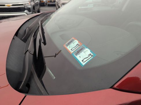 Used 2023 Buick Envision Preferred image 32