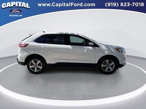 Used 2022 Ford Edge SEL w/ Convenience Package image 9