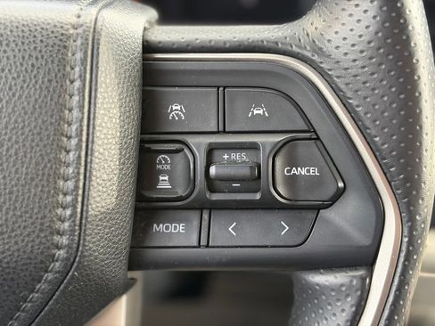 Used 2025 Toyota 4Runner TRD Sport Premium AWD/4WD image 23