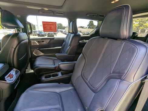 Used 2026 INFINITI QX80 4WD w/ Sport Exterior Package image 23