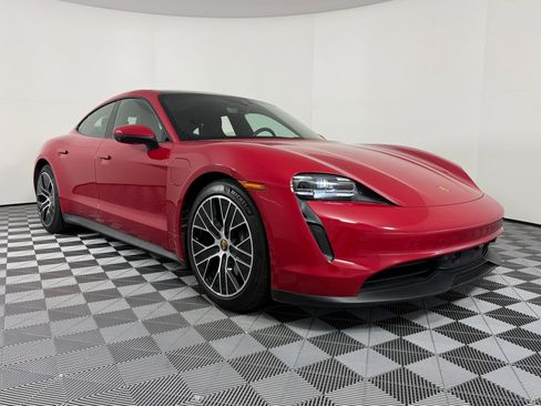 Certified 2022 Porsche Taycan image 7