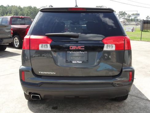 Used 2017 GMC Terrain SLE w/ Nightfall Package FWD image 4