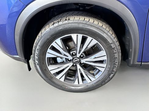 Used 2023 Nissan Rogue SV FWD image 38