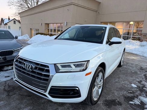 Used 2018 Audi Q5 Prestige w/ Prestige Package AWD/4WD image 3