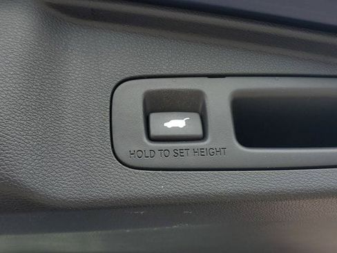 Used 2017 Honda CR-V EX-L image 10
