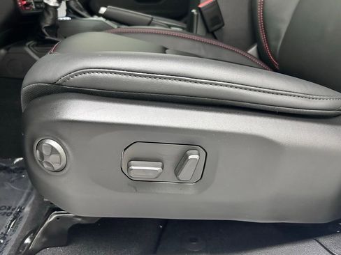 New 2025 Jeep Gladiator Rubicon image 11