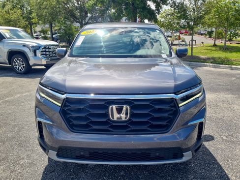 Used 2025 Honda Pilot EX-L image 2