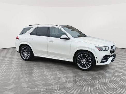 Used 2023 Mercedes-Benz GLE 450 4MATIC image 2