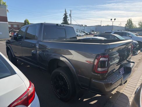 Used 2020 RAM 2500 Laramie AWD/4WD image 6