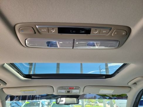 Certified 2025 Kia Telluride EX FWD image 19