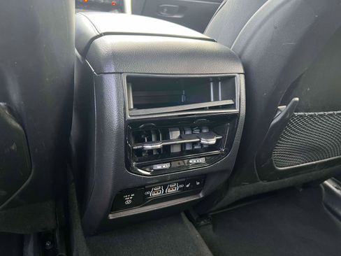 Used 2023 Jeep Grand Cherokee Overland AWD/4WD image 29