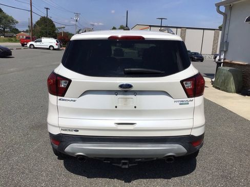 Used 2019 Ford Escape Titanium FWD image 7