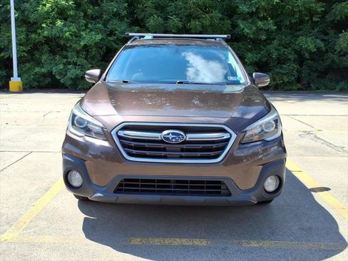 Used 2019 Subaru Outback 2.5i Touring w/ Popular Package #3A AWD/4WD image 3