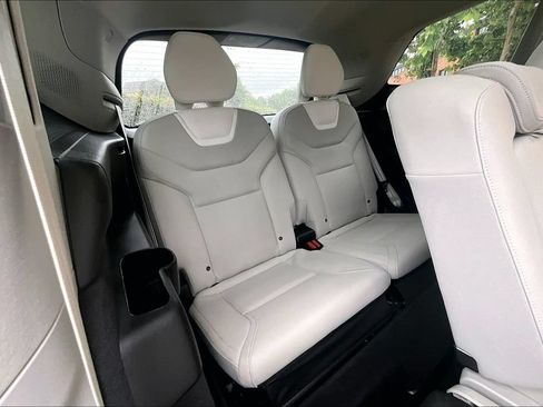 Used 2025 Volvo EX90 Ultra AWD/4WD image 38