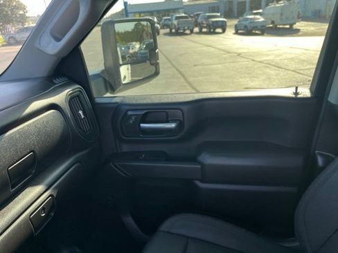 Used 2025 Chevrolet Silverado 2500 W/T w/ WT Convenience Package AWD/4WD image 25