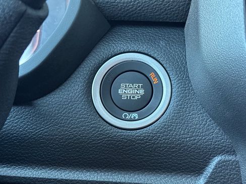 New 2026 RAM 2500 Laramie AWD/4WD image 21