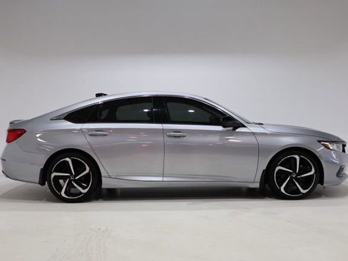 Used 2021 Honda Accord Sport Special Edition image 9