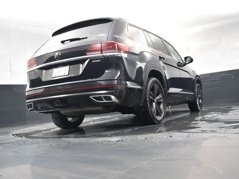 Used 2021 Volkswagen Atlas SE w/ Panoramic Sunroof Package image 27