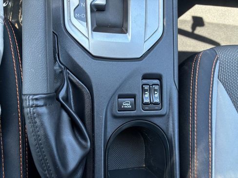 Used 2019 Subaru Crosstrek 2.0i Premium AWD/4WD image 12