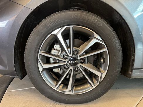 Used 2024 Kia Forte LXS FWD image 24