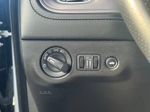 Used 2023 Dodge Charger Scat Pack w/ Plus Group RWD image 19