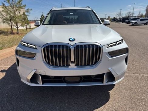 Used 2024 BMW X7 xDrive40i image 2