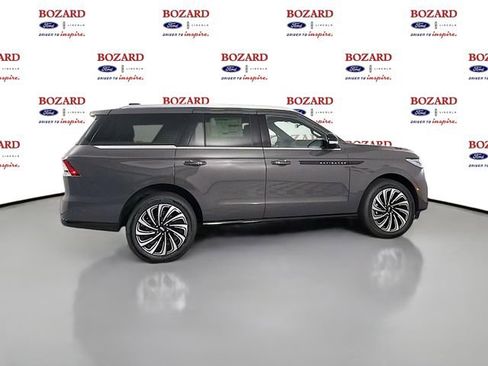New 2025 Lincoln Navigator Black Label AWD/4WD image 8
