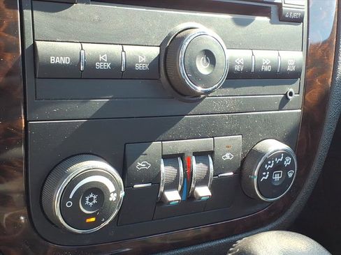 Used 2012 Chevrolet Impala LT w/ LT Sunroof Package image 13