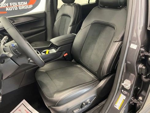 New 2025 Jeep Grand Cherokee L Altitude image 15