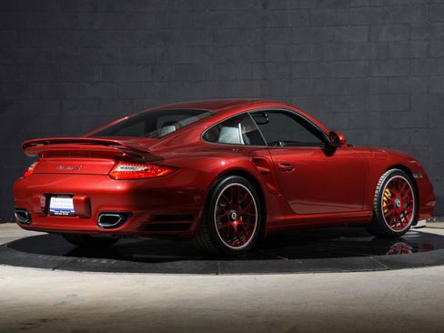 Used 2011 Porsche 911 Turbo S image 11