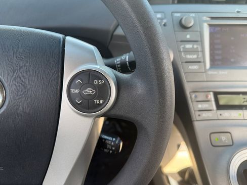 Used 2013 Toyota Prius Three image 20