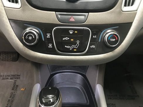 Used 2018 Chevrolet Malibu LS image 20