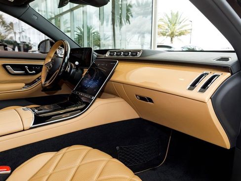 Used 2023 Mercedes-Benz Maybach S 680 4MATIC image 14