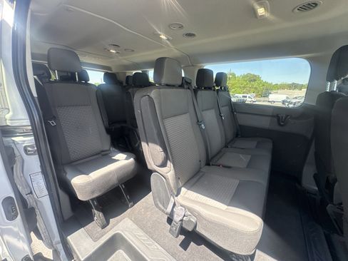 Used 2023 Ford Transit 350 XLT RWD image 9