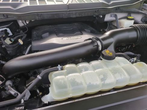 Used 2022 Ford F150 Lariat image 37