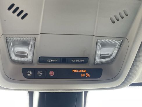 Used 2021 Chevrolet Blazer LT FWD image 27