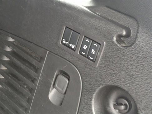 Used 2019 GMC Yukon XL Denali w/ Denali Ultimate Package image 13