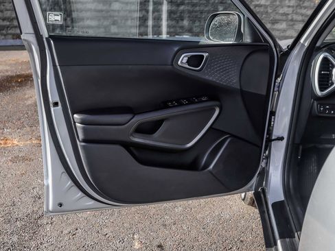 Used 2021 Kia Soul S image 22