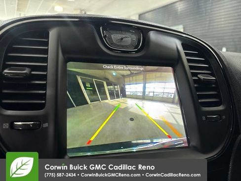 Used 2018 Chrysler 300 S AWD/4WD image 27