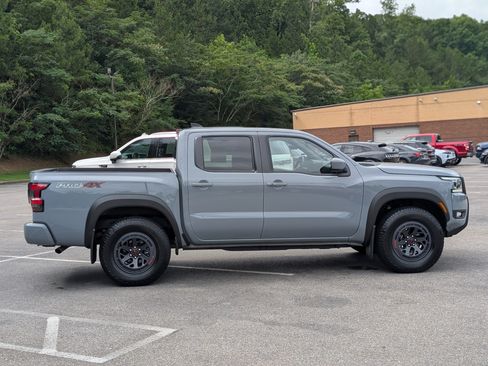 Used 2025 Nissan Frontier PRO-4X w/ Interior Protection Package AWD/4WD image 10