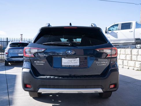 Used 2023 Subaru Outback Touring AWD/4WD image 5