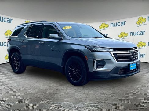 Used 2023 Chevrolet Traverse LT AWD/4WD image 1