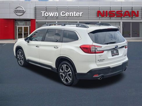Used 2024 Subaru Ascent Touring AWD/4WD image 5