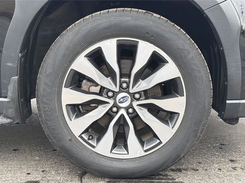 Used 2023 Subaru Outback Limited image 28