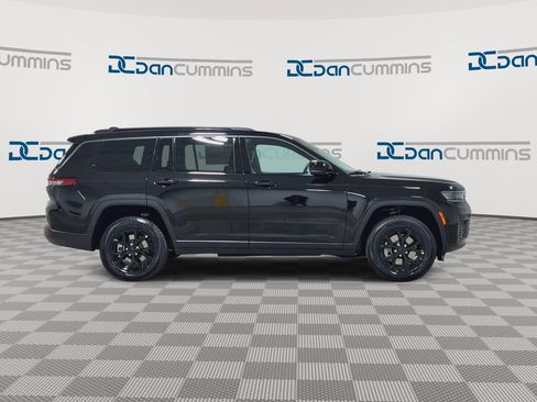 New 2026 Jeep Grand Cherokee L 4WD image 2