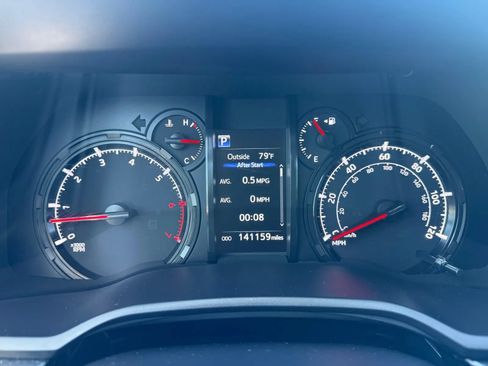 Used 2020 Toyota 4Runner SR5 Premium w/ Moonroof Package AWD/4WD image 16