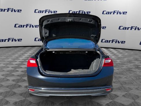 Used 2024 Chevrolet Malibu LT image 9