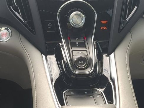 Used 2024 Acura RDX w/ Technology Package image 23